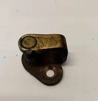 Peugeot 307 Front door lock loop/hook striker
