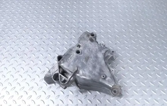 Volkswagen T-Roc Engine mounting bracket 05E199275E 05E199275