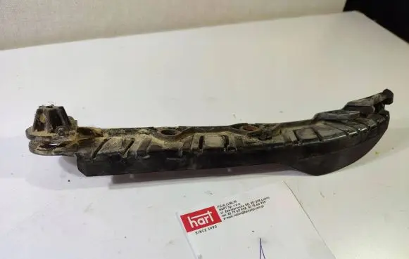BMW 5 E60 E61 Front bumper mounting bracket 7178078