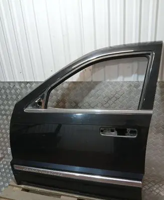 Jeep Grand Cherokee (WK) Front door