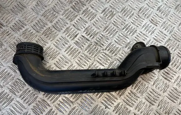 Volkswagen Caddy Intercooler hose/pipe 3C0145762AL L21748D09