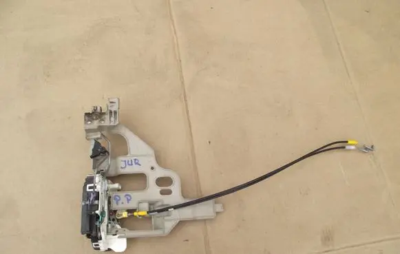 Jeep Wrangler Front door lock
