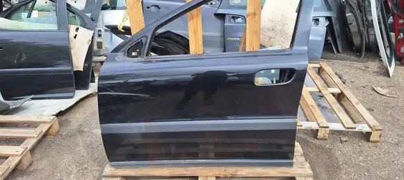 Volvo S60 Front door