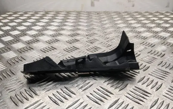 Audi A7 S7 4G Fender mounting bracket 4G0805234