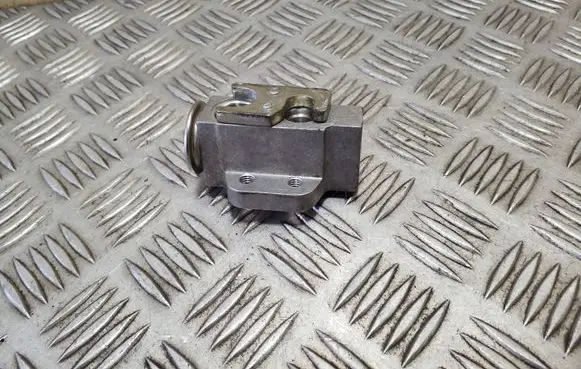 Audi A5 Sportback 8TA Air conditioning (A/C) expansion valve Y7556002
