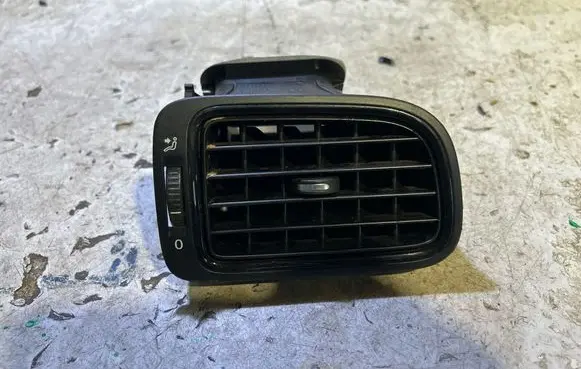 Volkswagen Polo V 6R Dashboard side air vent grill/cover trim 6R0819704