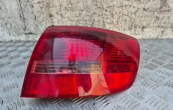 Rear/tail lights