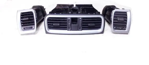Skoda Roomster (5J) Dash center air vent grill 5J0820951S