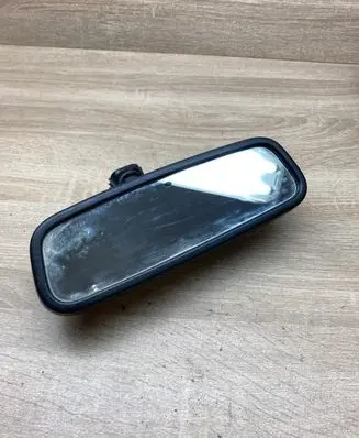 Rear view mirror (interior)