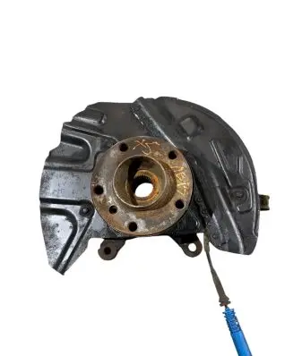 BMW X5 E53 Front wheel hub spindle knuckle