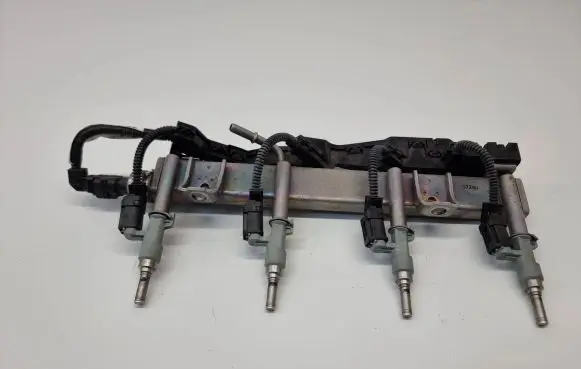 Toyota RAV 4 (XA50) Fuel injectors set 2325025020
