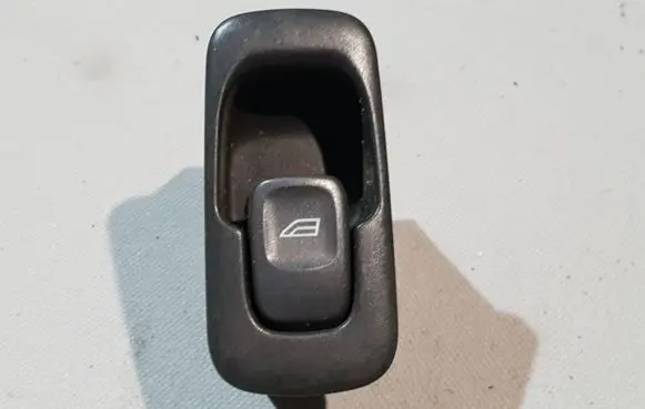 Volvo S80 Electric window control switch 9476695