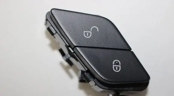 Mercedes-Benz S W222 Central locking switch button A2229053800