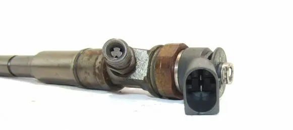 BMW 5 E60 E61 Fuel injector 0445110209