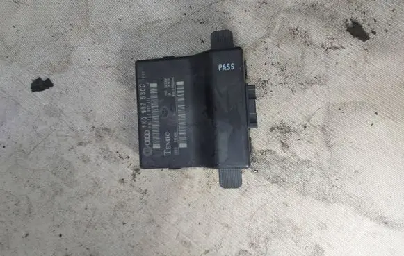 Volkswagen Touran I Gateway control module 1K0907530C 1K0907951
