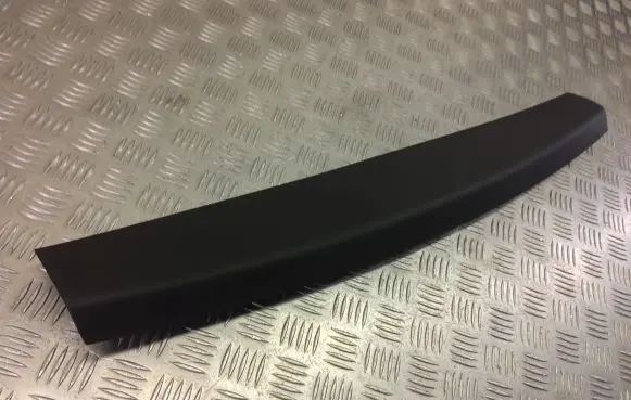 BMW X1 F48 F49 Tailgate/trunk upper cover trim 7350845