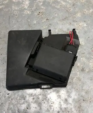 Volkswagen New Beetle Fuse box set 1C0937559E