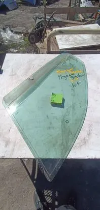 Renault Megane I Rear windscreen/windshield window 1212123