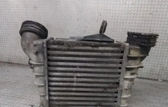Seat Ibiza III (6L) Intercooler radiator 6Q0145804E