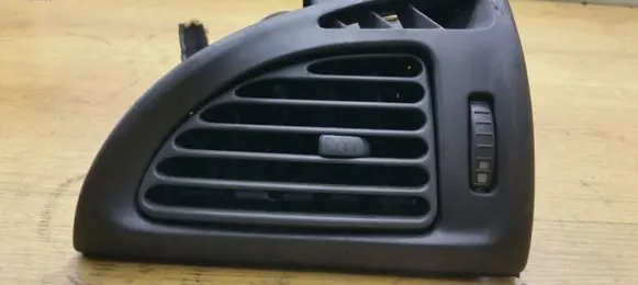 Citroen C5 Dashboard side air vent grill/cover trim 963261667A 9634422577