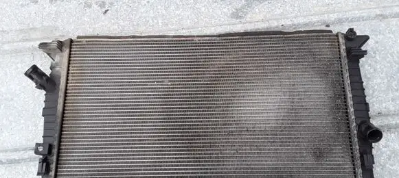 Coolant radiator