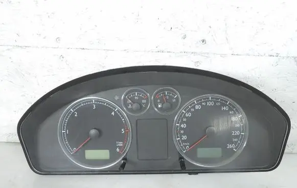 Volkswagen Sharan Speedometer (instrument cluster) 7M3920800H