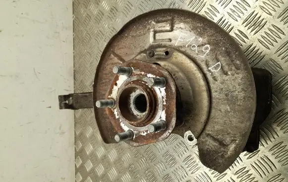 Tesla Model 3 Front wheel hub