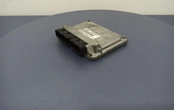 Audi A3 S3 8P Engine control unit/module ECU 06A906033DS