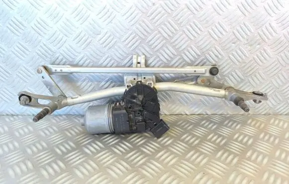 Citroen Berlingo Front wiper linkage and motor 9682861480