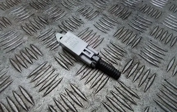 Sensor
