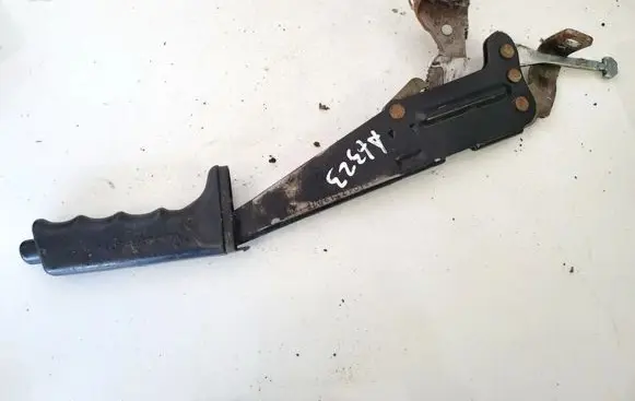 Volkswagen PASSAT B3 Handbrake/parking brake lever assembly 191711307f