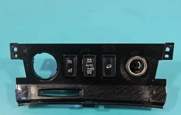 Renault Koleos I 12 V Socket (front) 682607642R IMPRK1595736