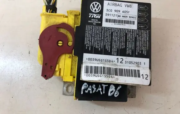 Volkswagen PASSAT B6 Airbag control unit/module 3C0909605F