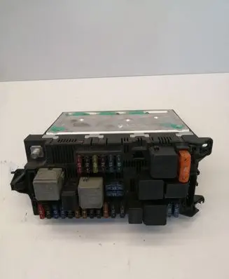 Mercedes-Benz E W211 Fuse module 2115453001