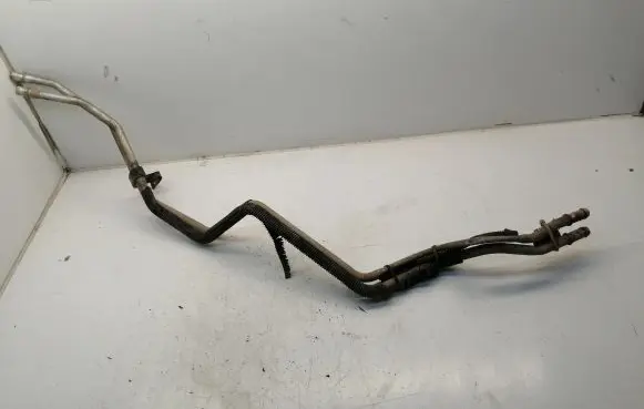 Coolant pipe/hose