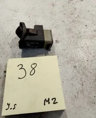 BMW 5 E39 Other switches/knobs/shifts MR194824