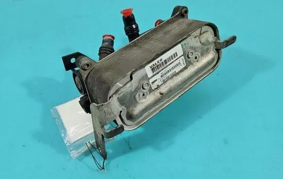 Engine oil radiator