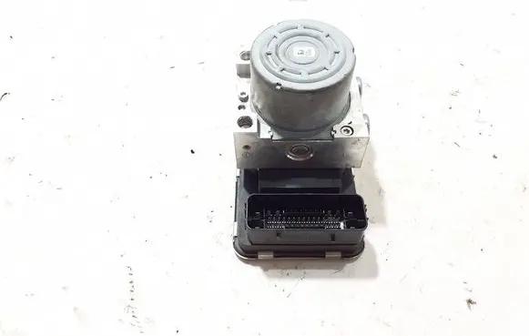Volvo XC90 ABS Pump 31445476