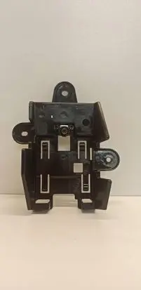 Radiator mount bracket