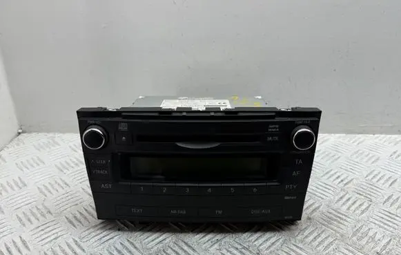 Toyota Avensis T270 Radio/CD/DVD/GPS head unit 8612005150 CQJS6870G W53828