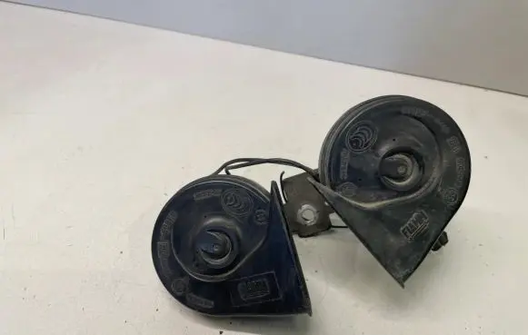Ford C-MAX I Horn signal 3M5T13AB03CA