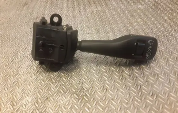 BMW X3 E83 Wiper speed switch 8363669