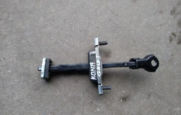 Hyundai Kona I Rear door check strap stopper