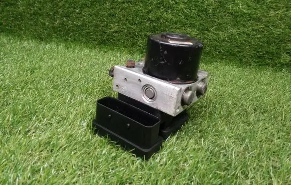 Ford Transit - Tourneo Connect ABS Pump 6S432M110AA 10020700784 10097001263