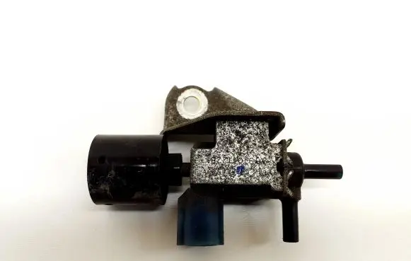 Toyota Auris 150 Turbo solenoid valve 9091012281