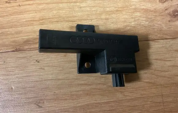 Volkswagen Touareg II Keyless (KESSY) go control unit/module 8K0907247