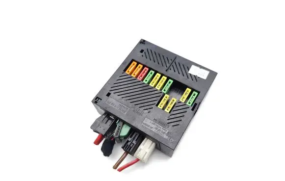 BMW 6 E63 E64 Fuse box set 7510638