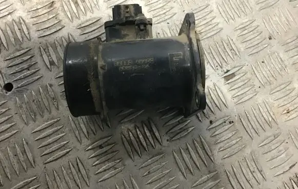 Nissan X-Trail T30 Mass air flow meter