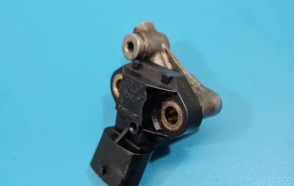 Porsche Panamera (970) Oil level sensor 0261230257 IMPRK1520311