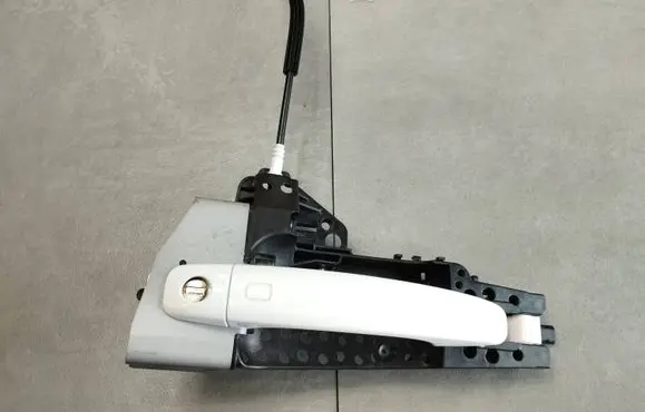 Audi A5 Sportback 8TA Front door exterior handle 8T01837885 242537